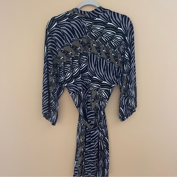 Banana Republic Issa London Collection Dress, Olive Zebra-printed  Kimono, sz 12 - Picture 7 of 13